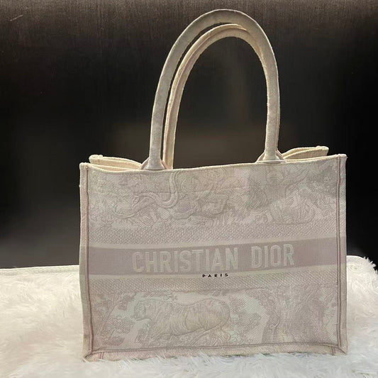 (Preowned) DIOR Book Tote Zoo Series MM Rose pink