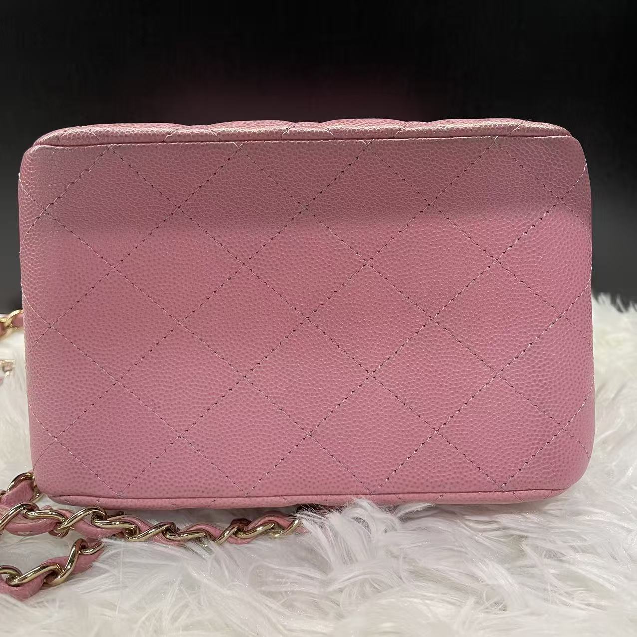 (Preowned) CHANEL 22C