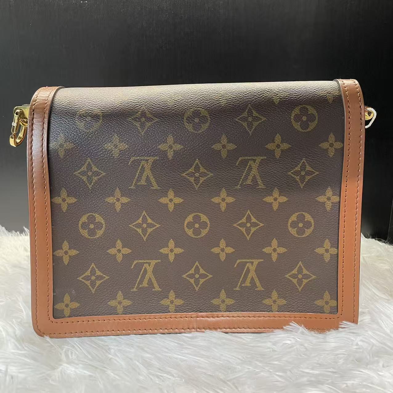 (Preowned) LOUIS VUITTON Dauphine MM