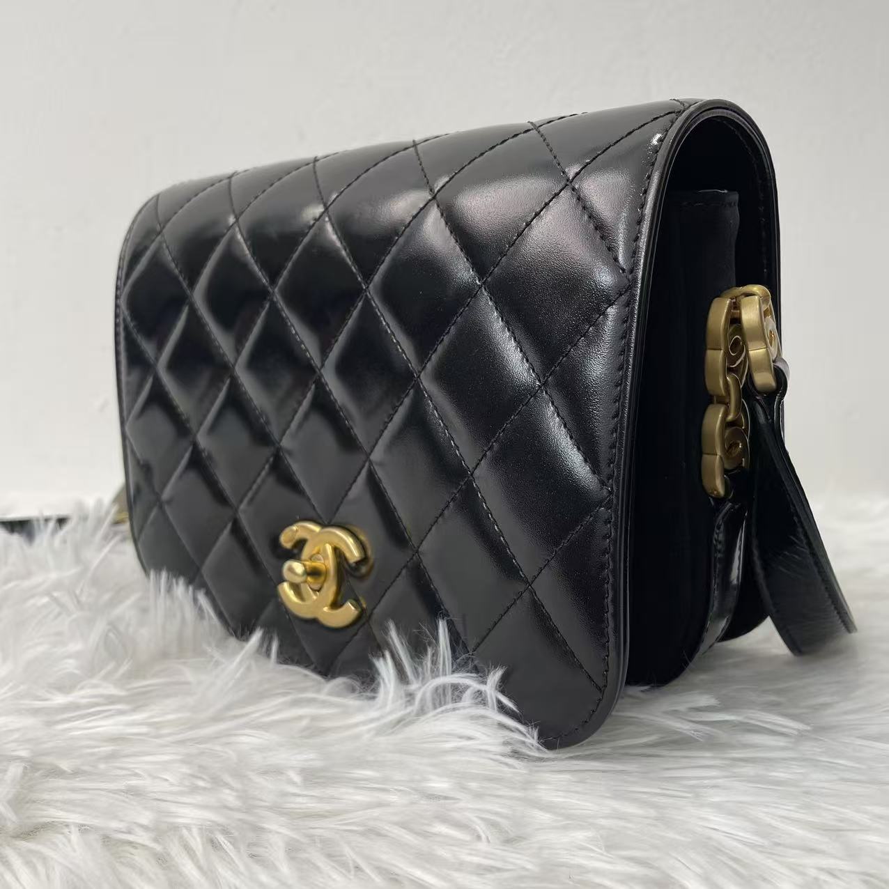 (Preowned) CHANEL chanel single flap side gold trim