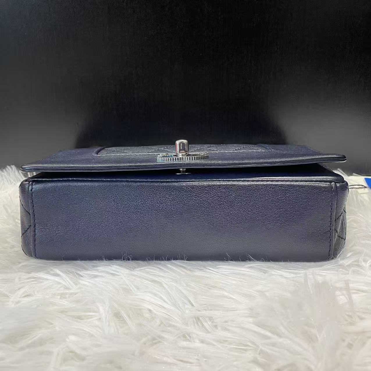 (Preowned) CHANEL CF