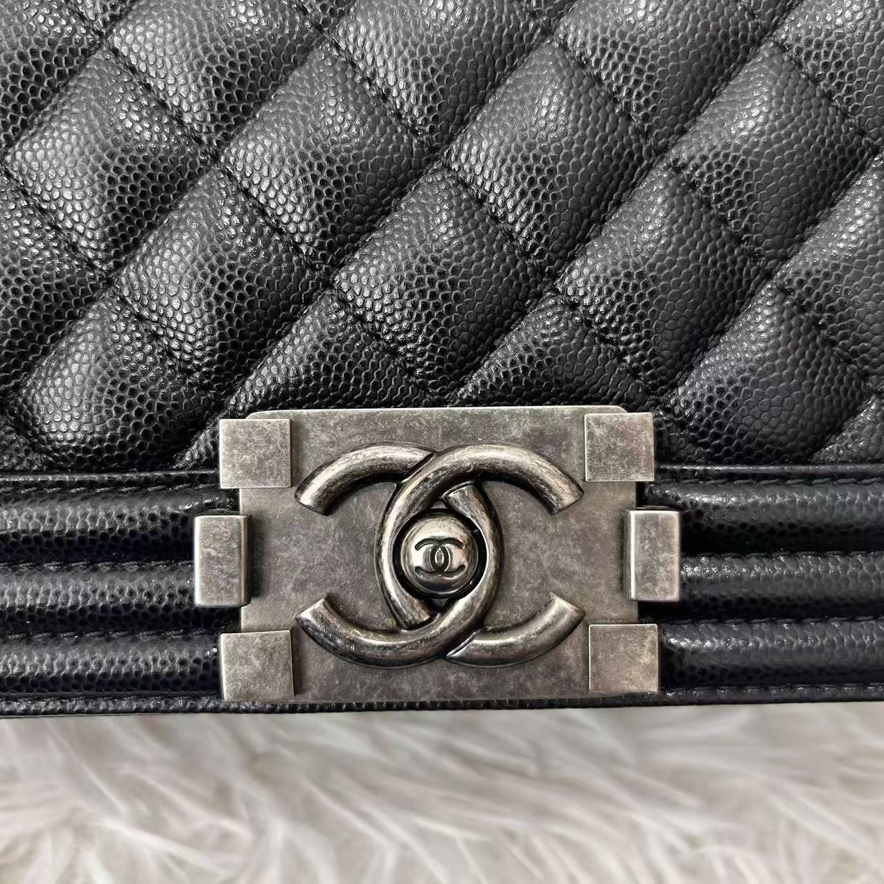 (Preowned) CHANEL Leboy