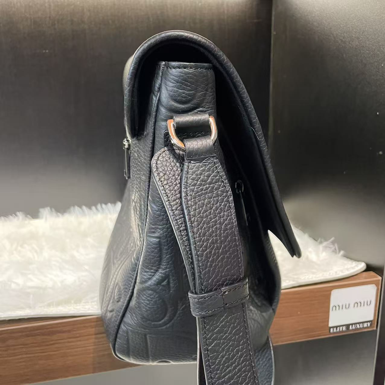 (Preowned) DIOR gravity leather