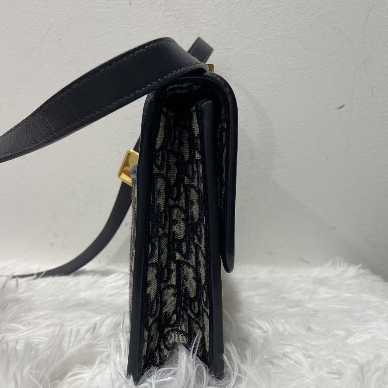 (Preowned) DIOR Montaigne 30