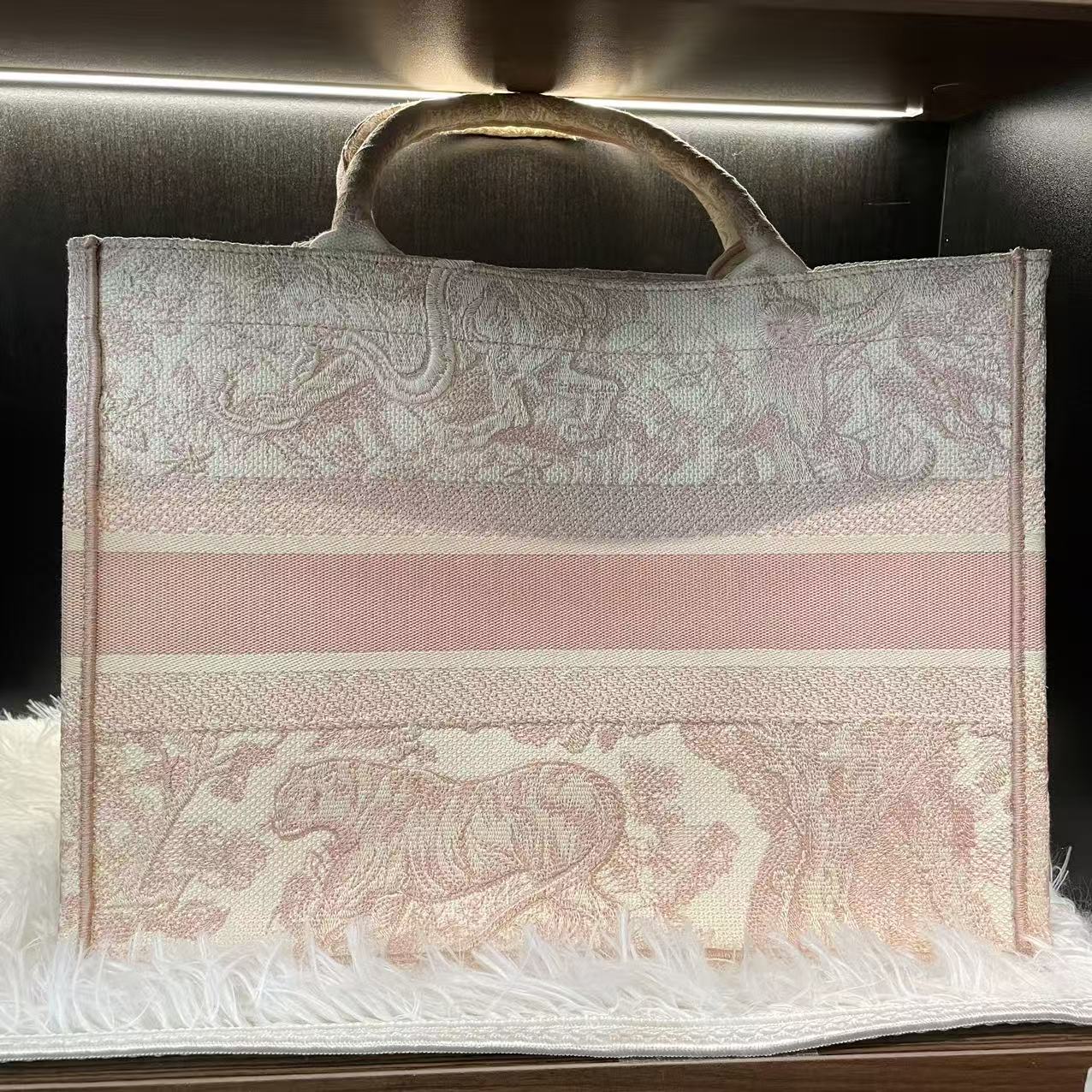 (Preowned) DIOR Book Tote Ruyi printed tiger pattern capacity MM Candy color/Pink