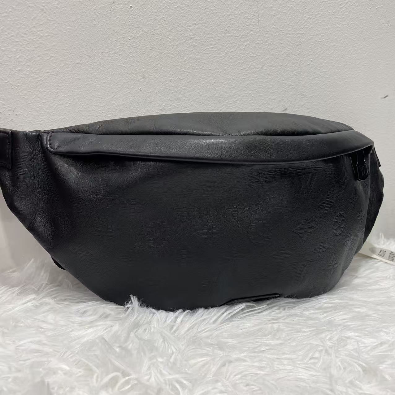(Preowned) LOUIS VUITTON Bumbag