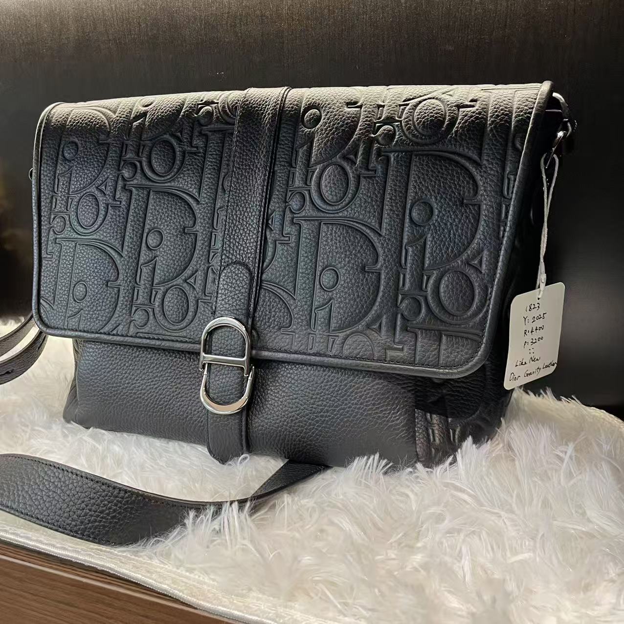 (Preowned) DIOR gravity leather
