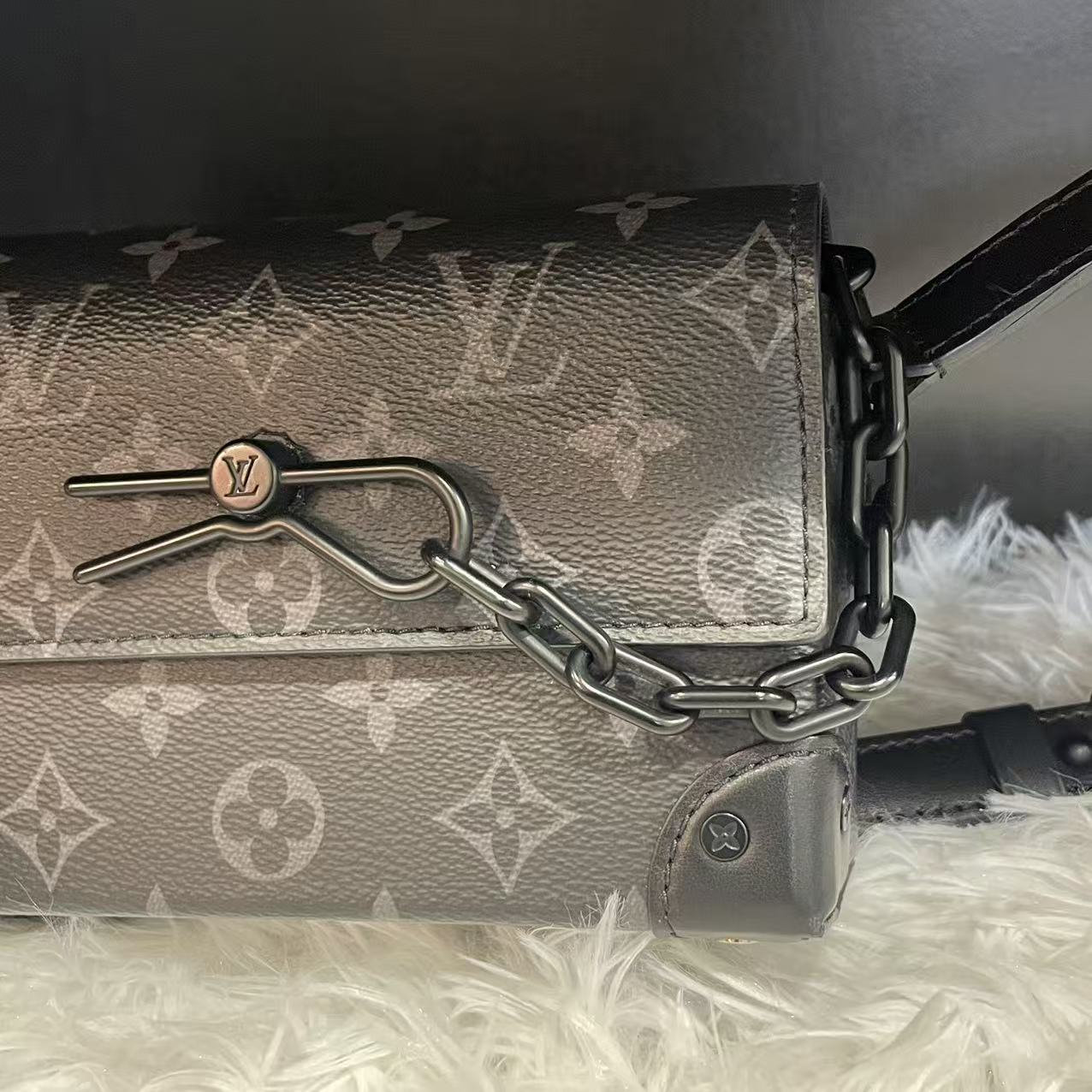 (Preowned) LOUIS VUITTON Steamer