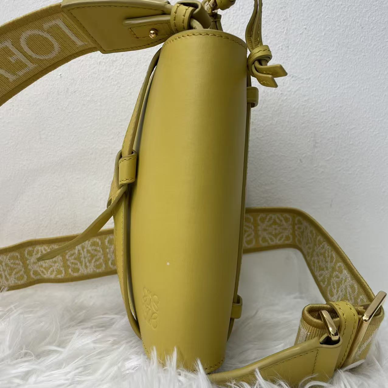 (Preowned) LOEWE Gate