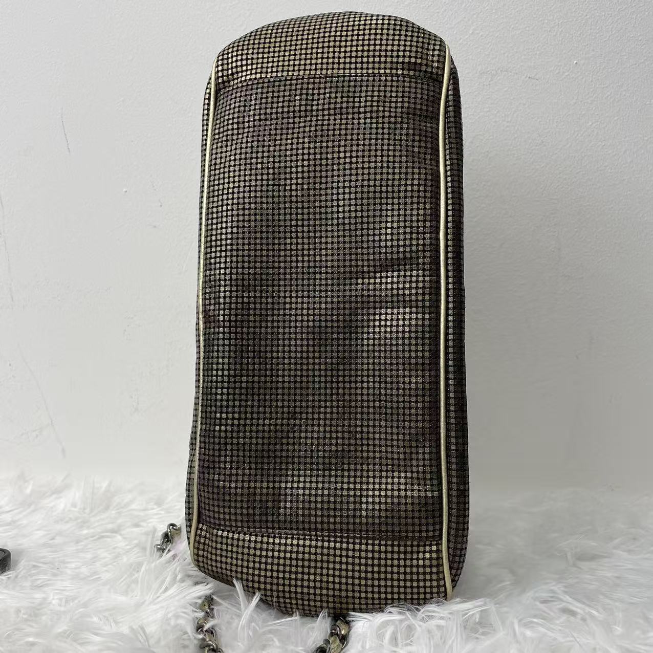 (Preowned) CHANEL Hollow out large double C metal silver chain bag