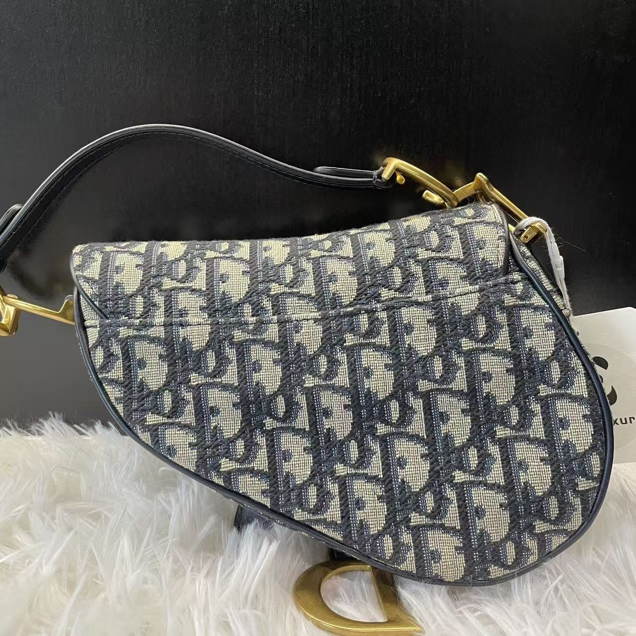 (Preowned) DIOR