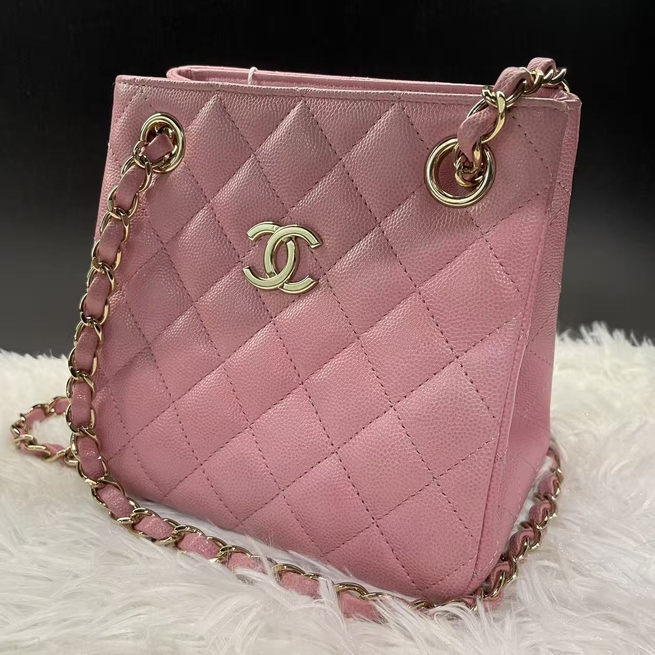 (Preowned) CHANEL 22C