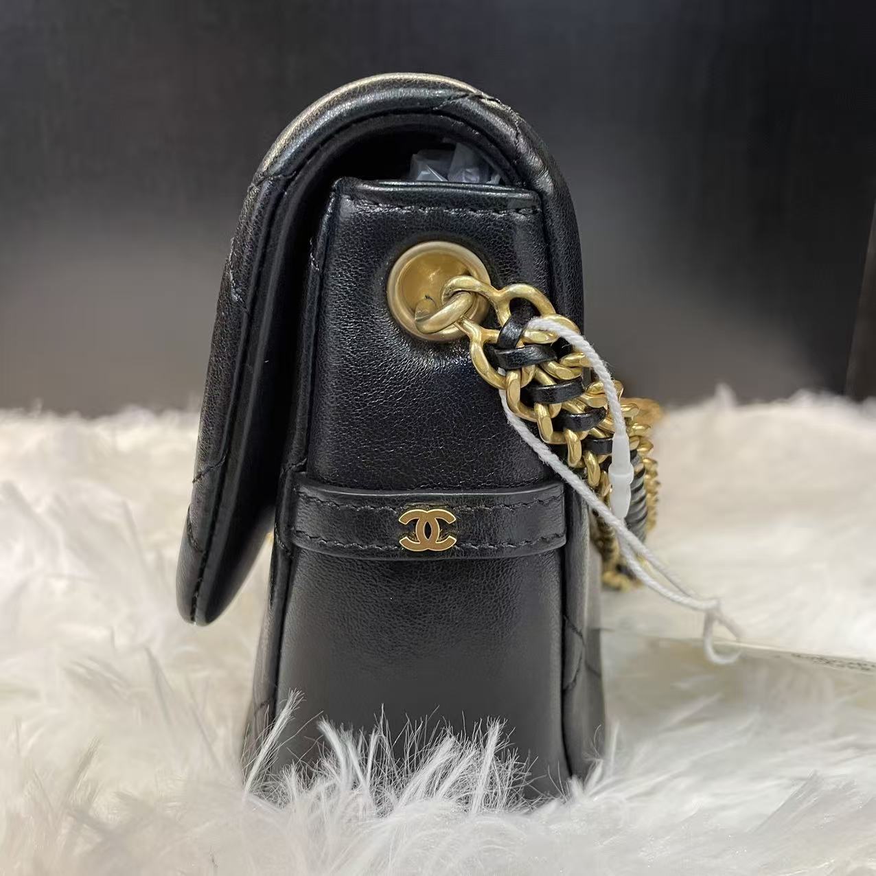 (Preowned) CHANEL Golden buckle diamond grid retro pattern