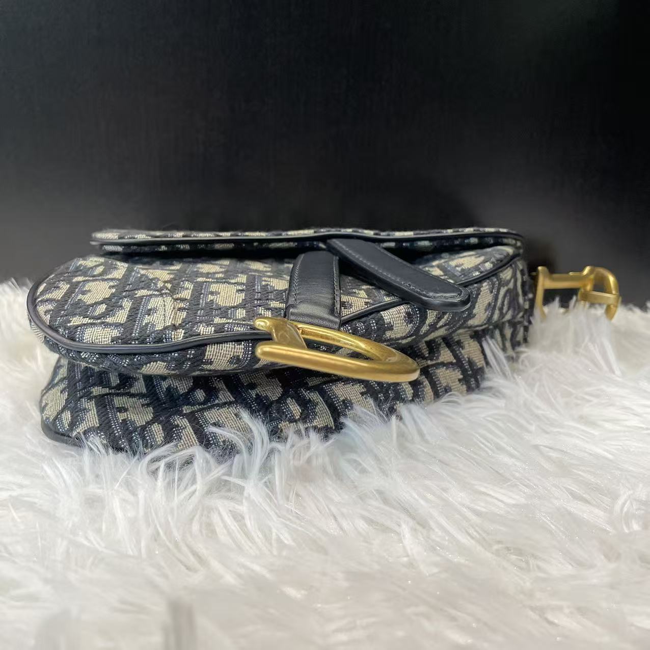 (Preowned) DIOR