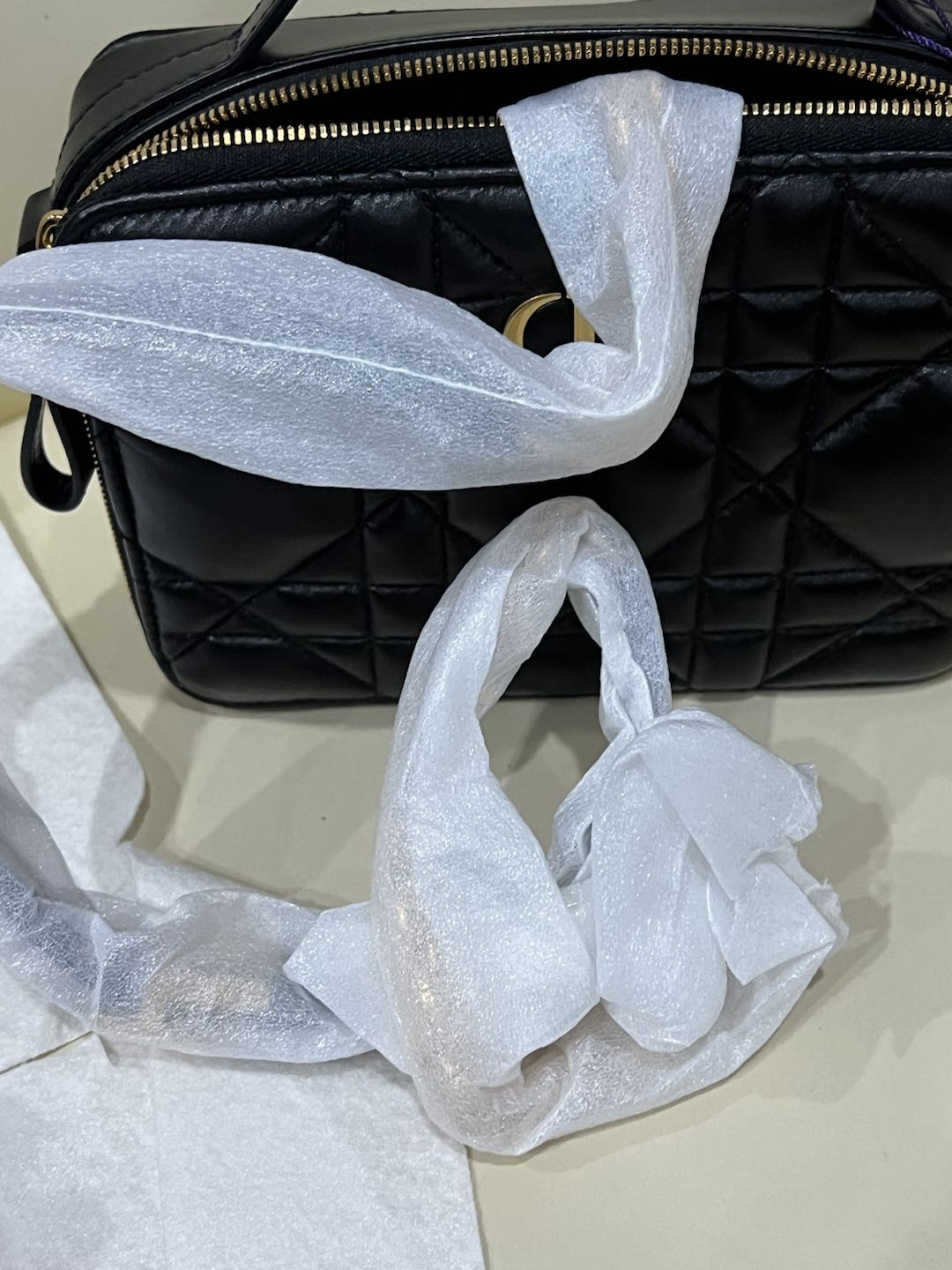 (Preowned) DIOR Logo quilted with oversized rattan grid pattern BLACK