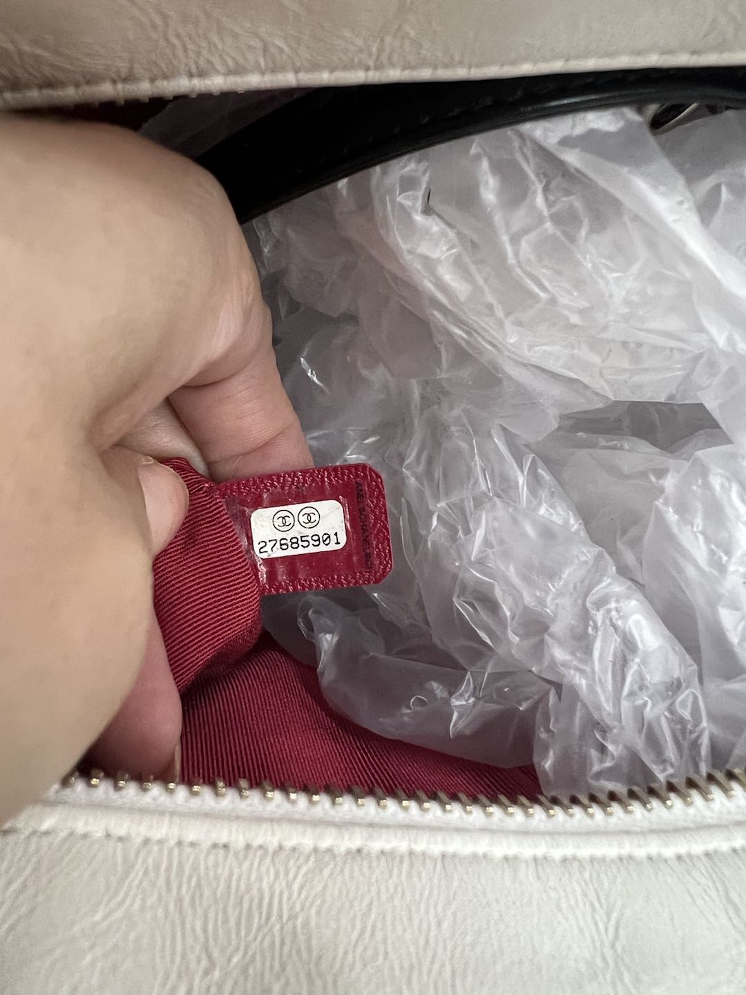 (Preowned) CHANEL Gabrielle Hobo MM