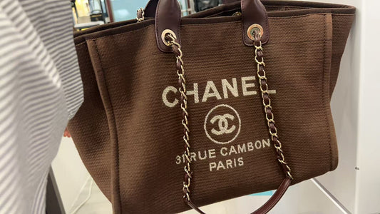 (Preowned) CHANEL Deauville Cloth Tote