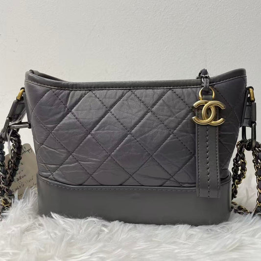 (Preowned) CHANEL Wandering Small Account