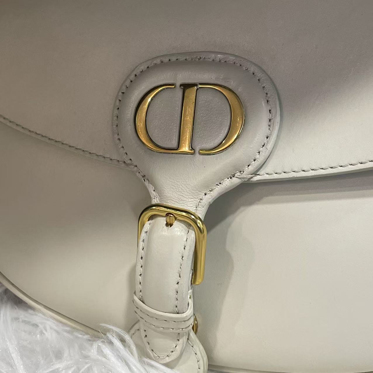 (Preowned) DIOR Bobby MM White