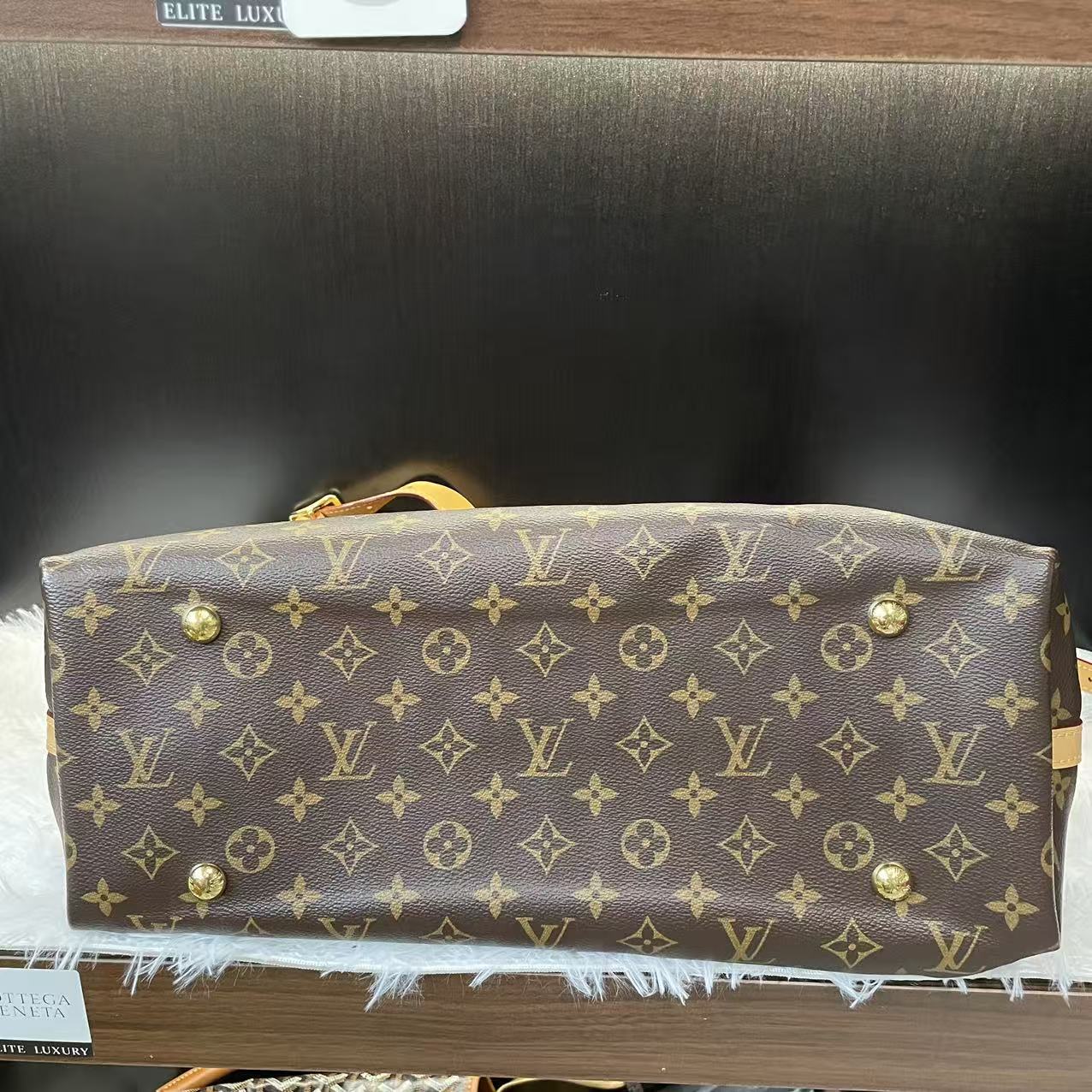 (Preowned) LOUIS VUITTON LV Carryall MM