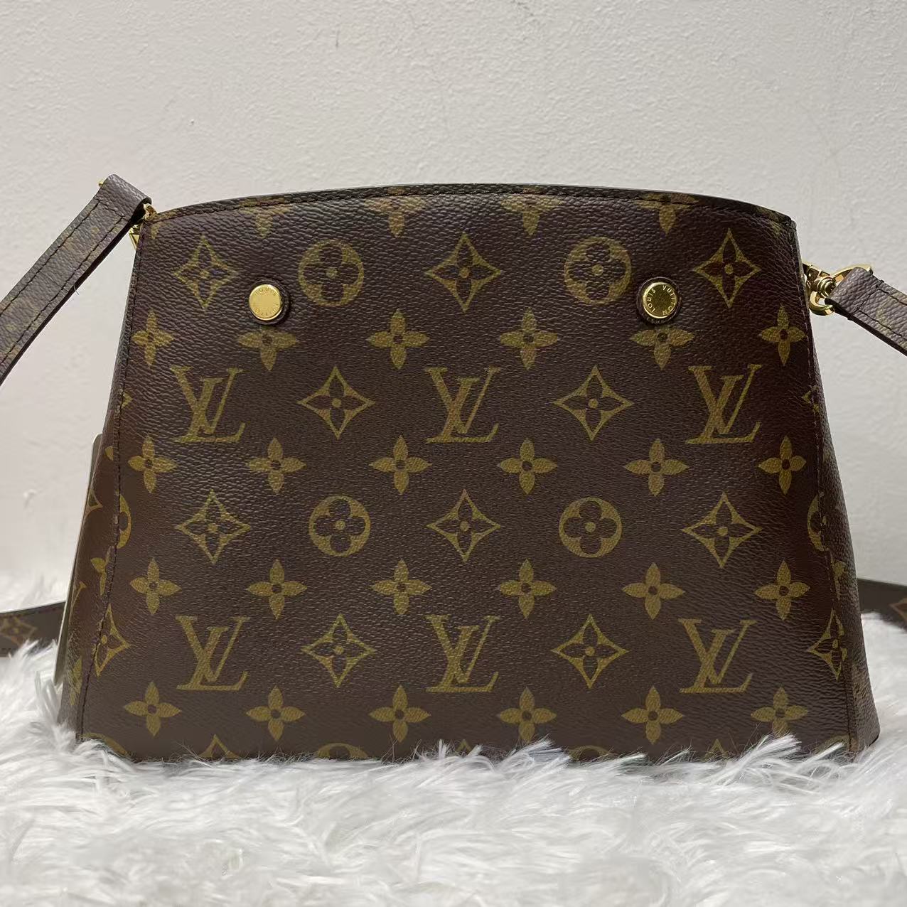 (Preowned) LOUIS VUITTON Montaigne BB