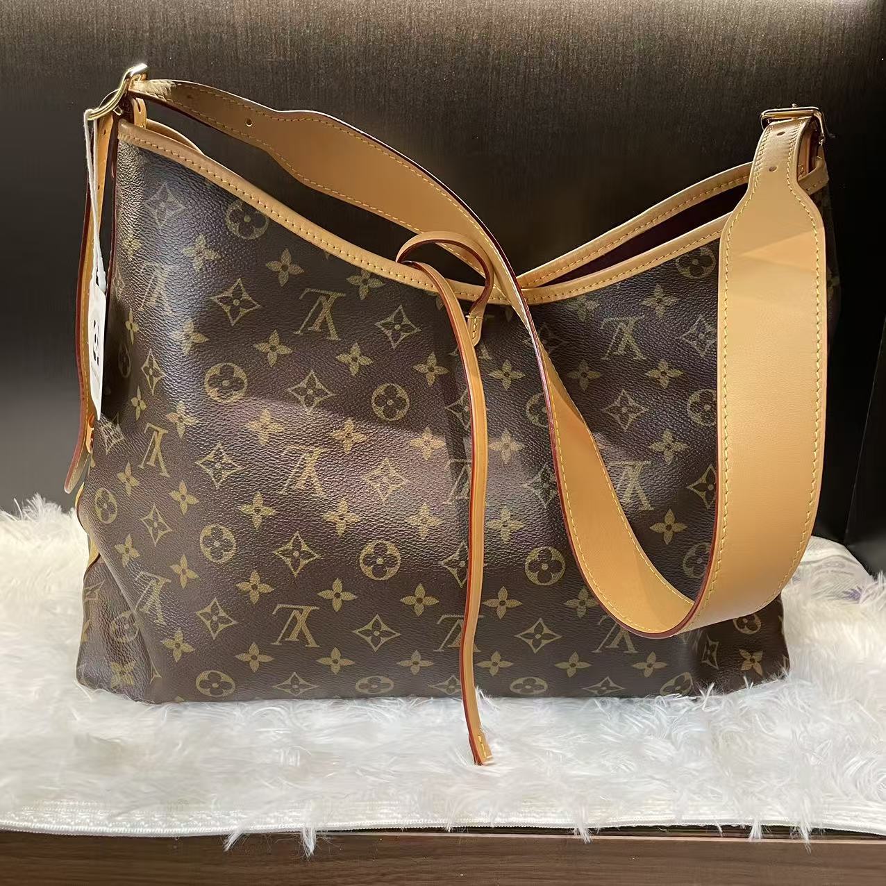 (Preowned) LOUIS VUITTON LV Carryall MM
