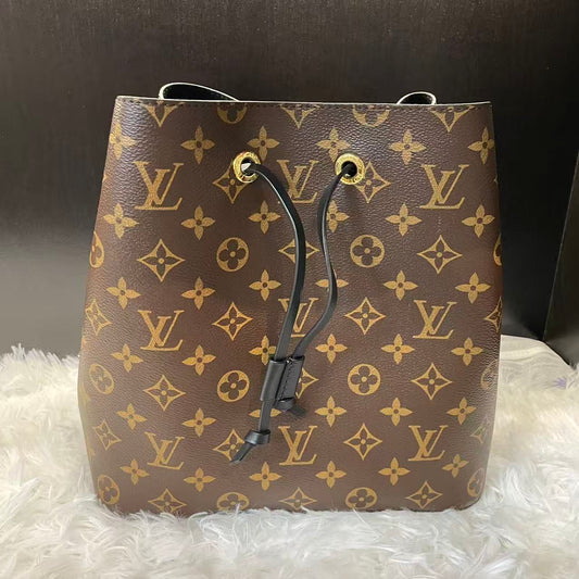 (Preowned) LOUIS VUITTON Neonoe MM