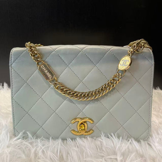 (Preowned) CHANEL 23C early spring enamel buckle diamond grid pattern mouth cover bag sheepskin crossbody shoulder bag