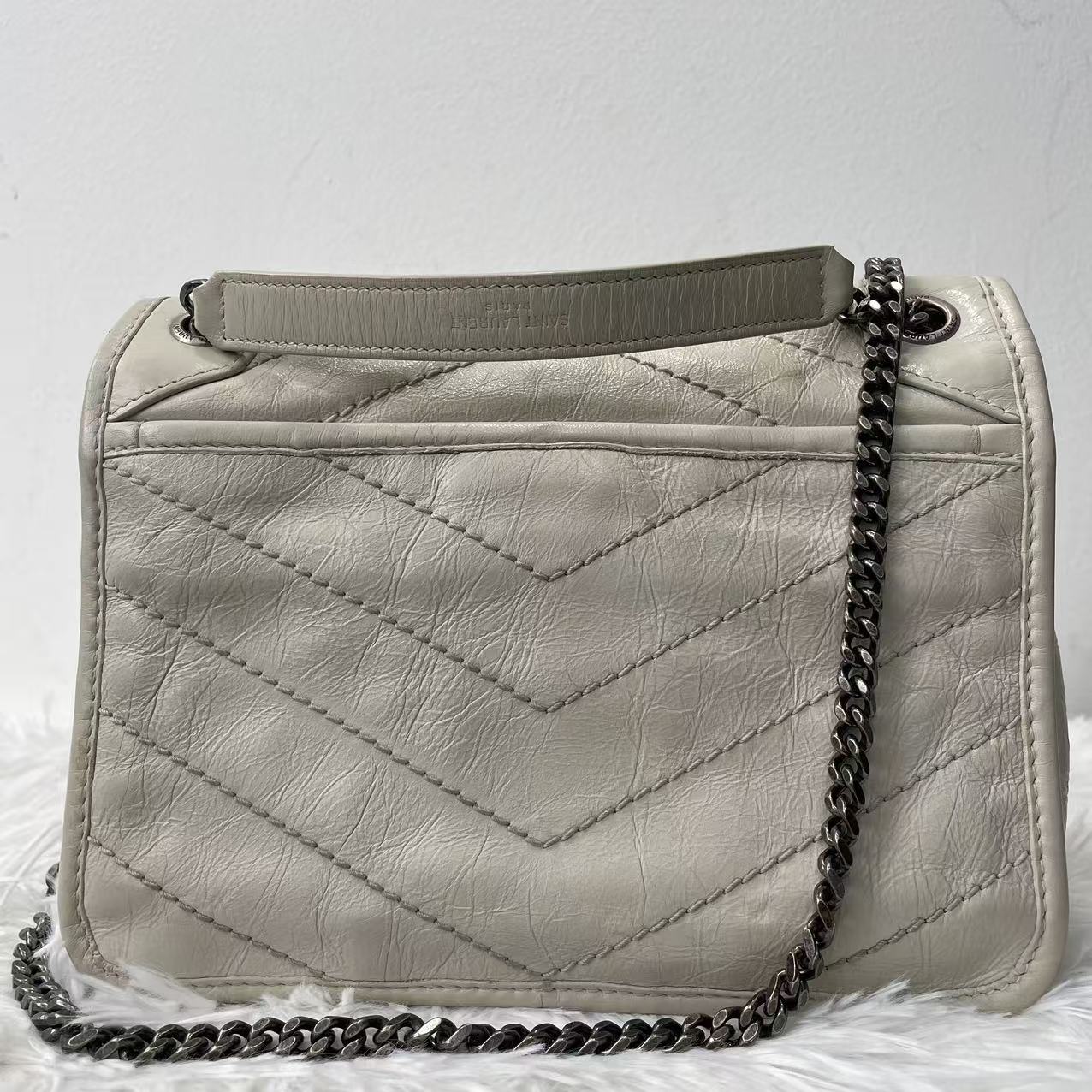 (Preowned) SAINT LAURENT YSL Niki Logo White