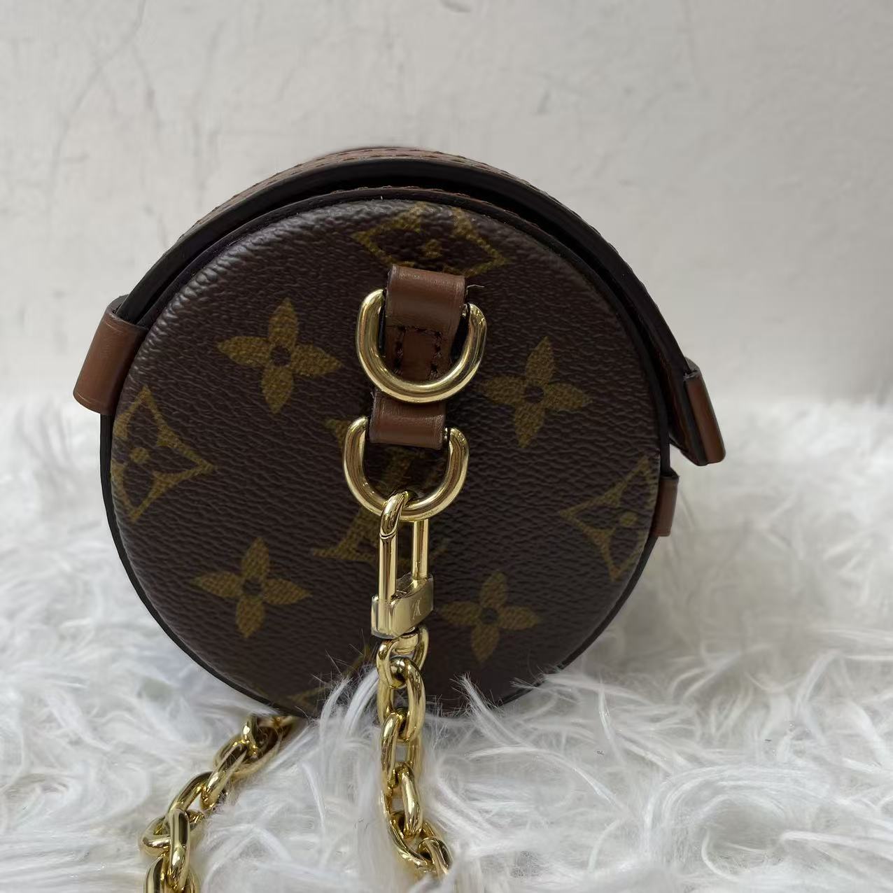 (Preowned) LOUIS VUITTON PAPILLON TRUNK