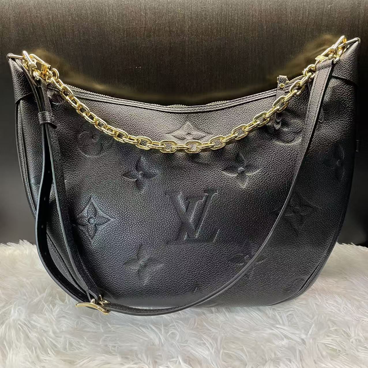 (Preowned) LOUIS VUITTON Loop Hobo