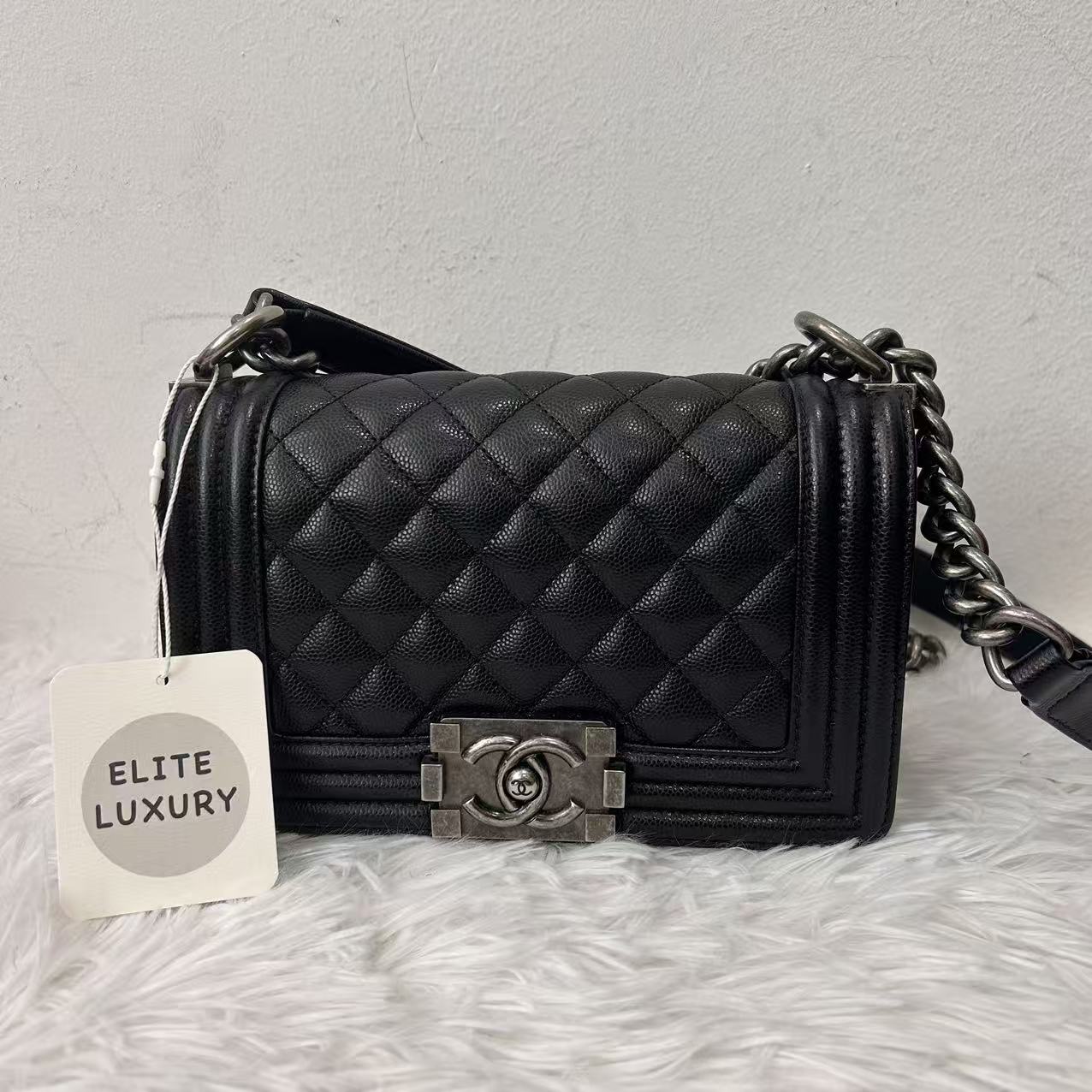 (Preowned) CHANEL Leboy