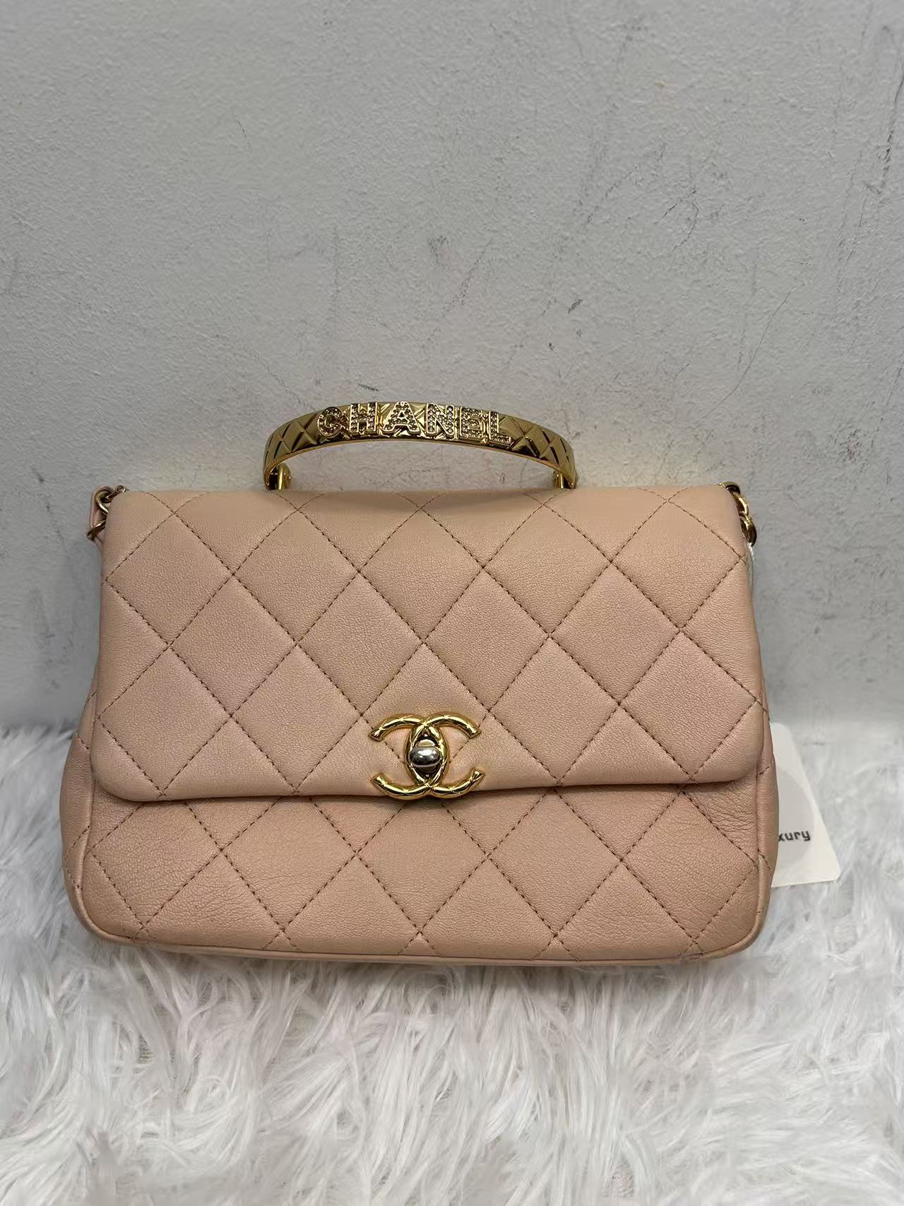 (Preowned) CHANEL Trendy CC